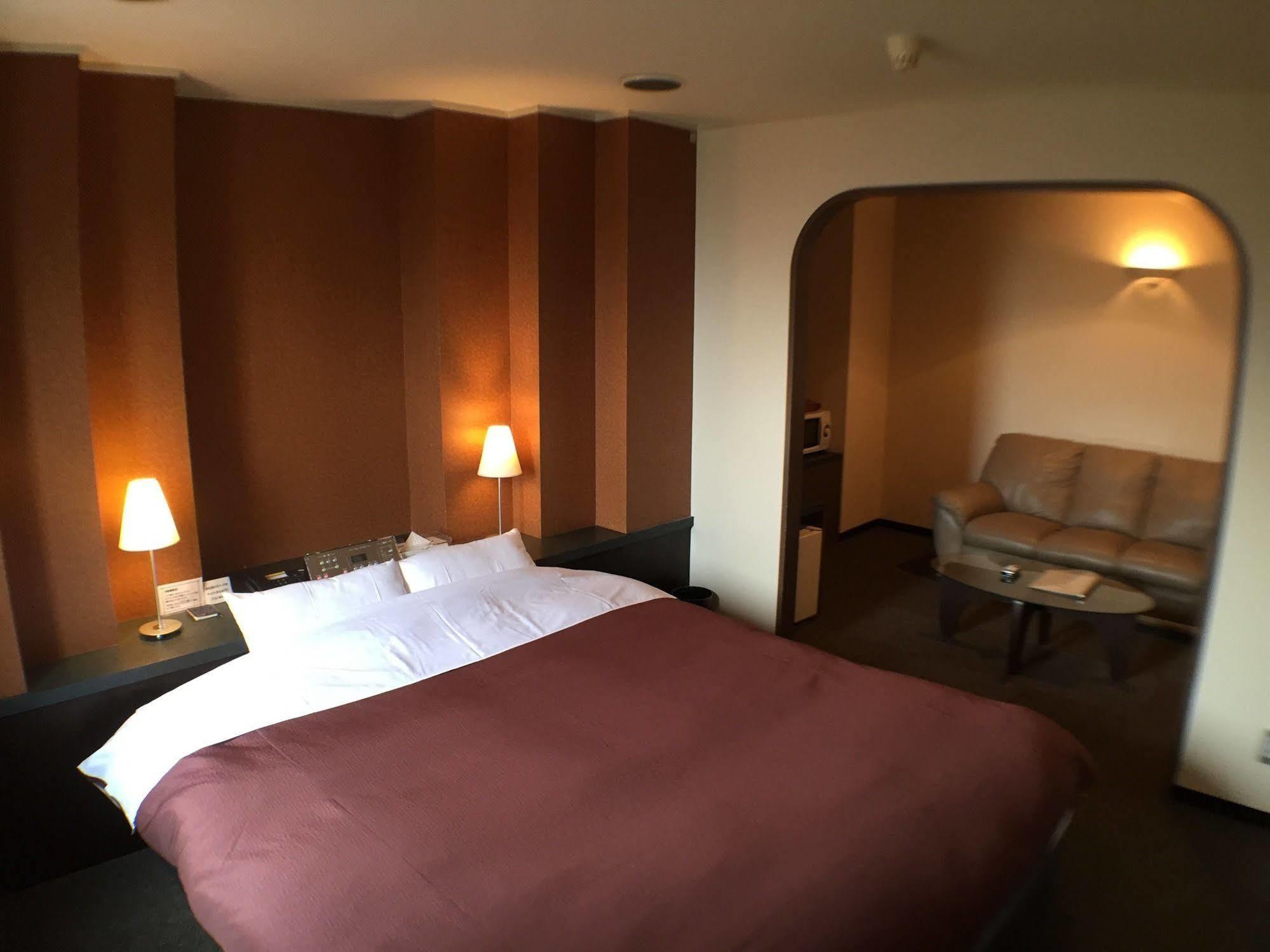 Hotel Porte Sapporo Buitenkant foto